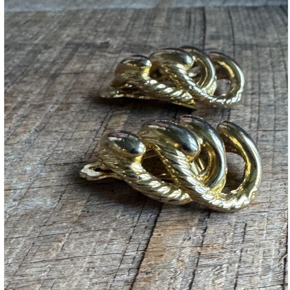 Vintage‎ Gold Tone Clip On Earrings Chunky Rope Design - Picture 6 of 7